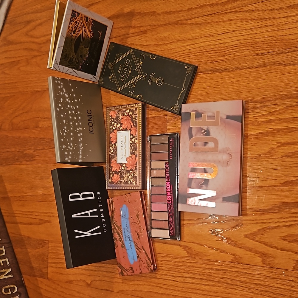 Makeup Bundles
